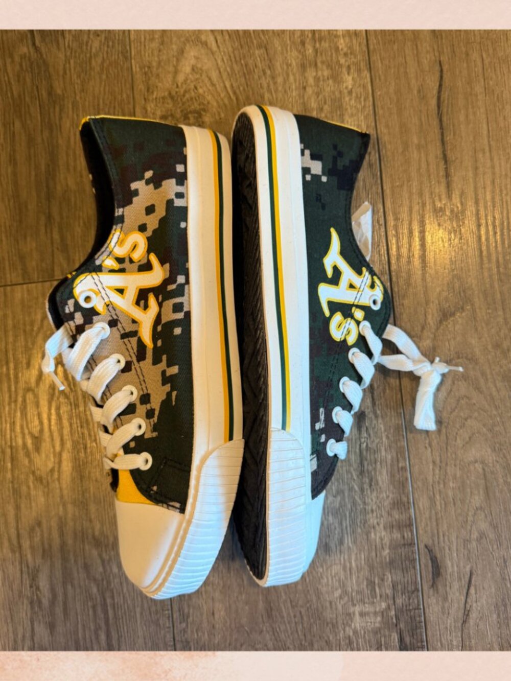 Foco Oakland A's Low Top Print Canvas Shoes